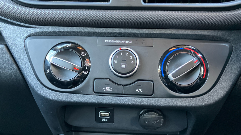 Hyundai i10 1.2 MPi SE Connect 5dr Auto Petrol Hatchback